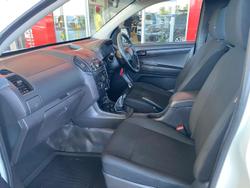 2015 Isuzu
D-MAX SX