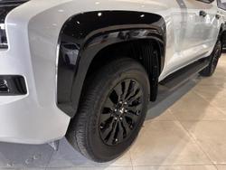 2025 Mitsubishi
Triton GSR