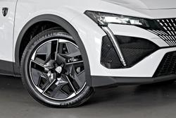 2024 Peugeot 408 GT Premium Hybrid P54 MY25 Okenite White