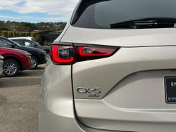 2025 Mazda
                CX-5 G35 Akera