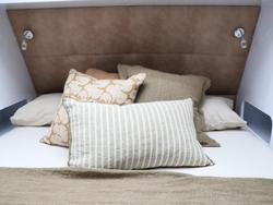 2025 Wonderland RV Rear Club Lounge Layout With Centre Bathroom