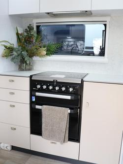 2025 Wonderland RV Rear Club Lounge Layout With Centre Bathroom