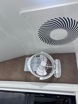 2025 Wonderland RV Club Lounge / Centre Ensuite