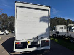 2015 Isuzu Npr 400 Long WHITE