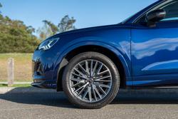 2024 Audi
                Q3 35 TFSI Dynamic Black