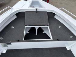 2025 QUINTREX 440 Renegade SC