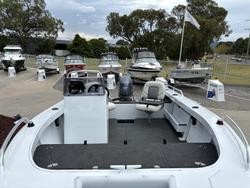 2025 QUINTREX 440 Renegade SC