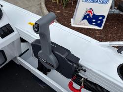 2025 QUINTREX 440 Renegade SC