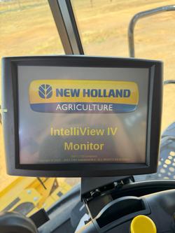 0 New Holland Cr7.90
