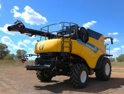 0 New Holland Cr7.90