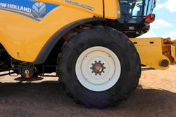 0 New Holland Cr7.90