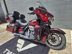 2018 Harley-Davidson CVO Limited 117 (FLHTKSE)