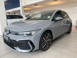 2024 Volkswagen
Golf 110TSI R-Line