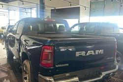 2024 RAM
1500 Laramie