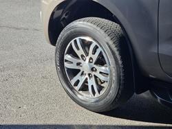 2021 Ford
Everest Trend