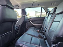 2021 Ford
Everest Trend