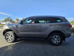 2021 Ford
Everest Trend