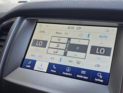 2021 Ford
Everest Trend