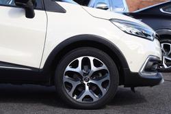 2019 Renault
Captur Intens