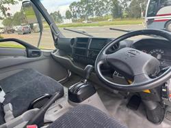2019 Hino 300 WHITE