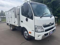 Hino 300