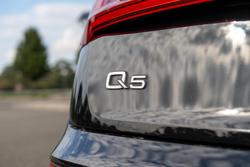 2019 Audi
                Q5 45 TFSI sport