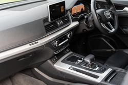 2019 Audi
Q5 45 TFSI sport