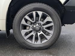 2023 TOYOTA
                LANDCRUISER PRADO VX
