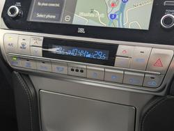 2023 TOYOTA
                LANDCRUISER PRADO VX