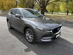 2018 Mazda
CX-5 Akera