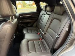 2018 Mazda
CX-5 Akera