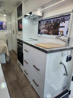 2024 Paradise MotorHomes SL CLUB DELUXE (PRICE REDUCED, IMMEDIATE DELIVERY)