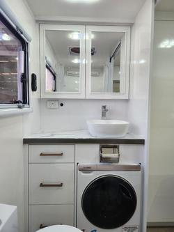 2024 Paradise MotorHomes SL CLUB DELUXE (PRICE REDUCED, IMMEDIATE DELIVERY)
