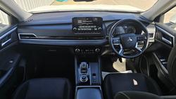 2021 Mitsubishi
                Outlander LS
