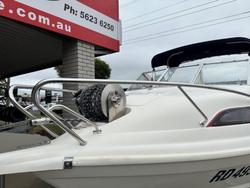 2000 Savage 5.5 SURVEYOR SP HALF CABIN