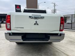 2024 Mitsubishi Triton GLX+