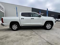 2024 Mitsubishi Triton GLX+