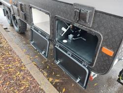 2025 New Age Caravans Road Owl My25 Expedition Off-Road Family Bunk Van