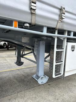 2023 CIMC St3 34 Pallet Sd B Double R/T Grey