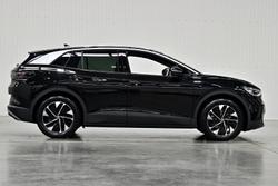 2024 Volkswagen ID.4 Pro