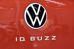 2024 Volkswagen ID. Buzz Pro BEV560