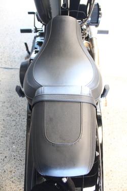2025 Harley-davidson FLFB FAT BOY S (117) VIVID BLACK