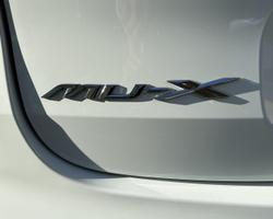 2023 Isuzu
MU-X LS-T