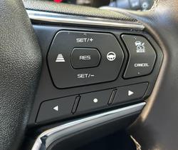 2023 Isuzu
MU-X LS-T