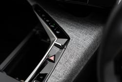 2025 Peugeot 3008 Allure Hybrid