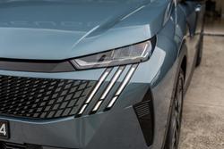 2025 Peugeot 3008 Allure Hybrid