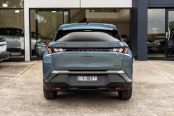 2025 Peugeot 3008 Allure Hybrid
