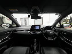 2020 Toyota
                C-HR Koba