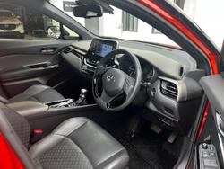 2020 Toyota
                C-HR Koba
