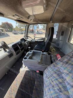 2003 Mitsubishi Fighter Fn61 Steel Tray Top